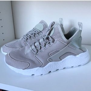 Nike Air Huarache Run - Brand New